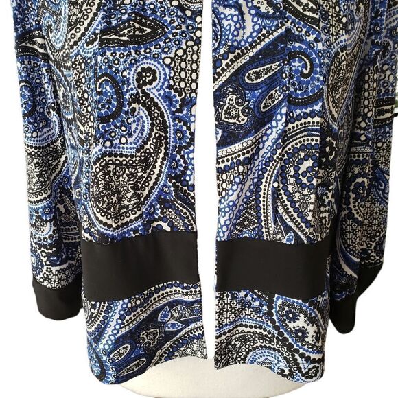 R&K Black Blue Paisley Print Open Cropped Jacket Sz L - Picture 3 of 13